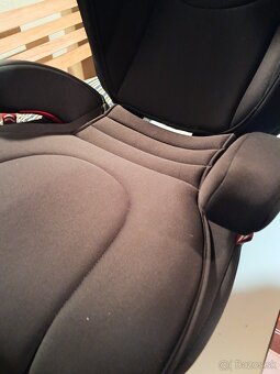 Predäm autosedačku Joie - 3