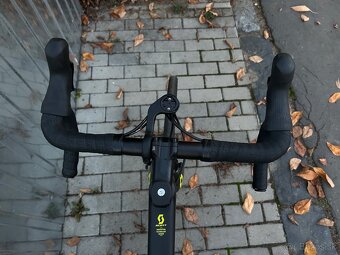 Scott Adict 10 Carbon vo výbave ultegra v TOP Stave - 3