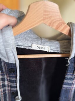 Mikina s kapucnou vel. M - 3