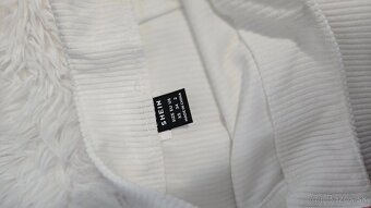 Biela minisukňa - 3