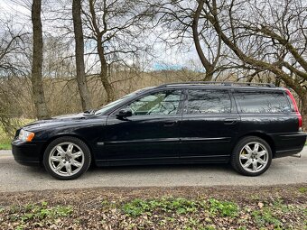 Volvo V70 D5 - 3