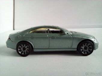 MATCHBOX - MERCEDES-BENZ CLS500 - POZRI DETAILNÉ FOTO - 3