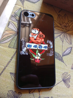 iPhone SE 2020 - 3