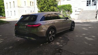 Mercedes-Benz C220d 4-Matic All-Terrain - 3