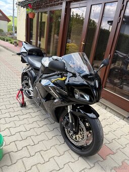 Honda CBR 1000rr 2006 - 3