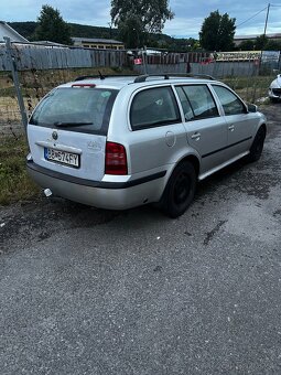 Škoda octavia 1.6 LPG - 3