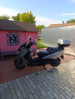 Suzuki Burgman - 3