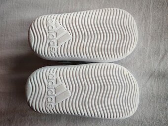 Detské Adidas sandálky 21 - 3