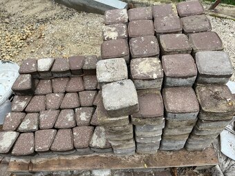Vonkajšia betónová zámková dlažba - 3