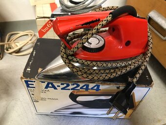 žehličky zo socializmu - 3