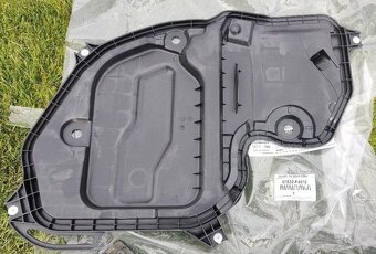 Rozne veci pre Toyota C-HR CHR 2016 - - 3