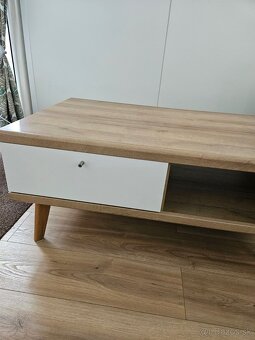 Konferenčný stolík - 3