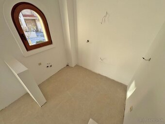 Jednoizbový apartmán v jednom z najatraktívnejších komplexov - 3