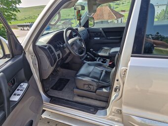 Mitsubishi pajero 2.5 - 3