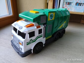 Hasičské auto so zvukom, svetlom a dvíha smetiak - 3