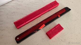 Vystrazny trojuholnik Audi A4 B8 - 3