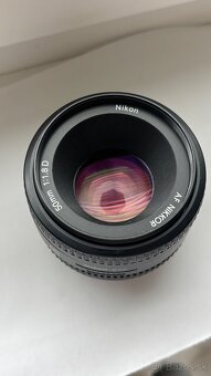 Nikkor 50mm f/1.8D - 3