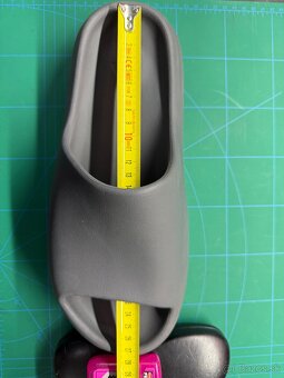 ADIDAS YEEZY SLIDE 47 - 3