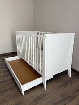 Predam skoro novij postel - 3