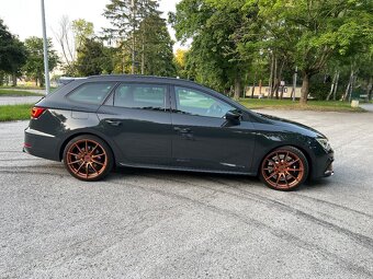 Seat Leon Cupra R - 3