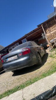 Predám nepojazdnú audi - 3