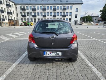 Toyota YARIS 1.33 M/M 5D LS, r. 2009, automat - veľmi dobrý - 3