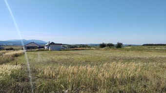VÝŠNÁ KAMENICA - POZEMOK O VÝMERE 818 m2 - 3