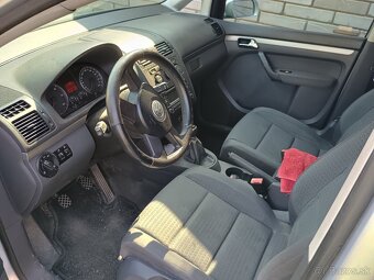 Volkswagen Touran 2.0 TDi - 3