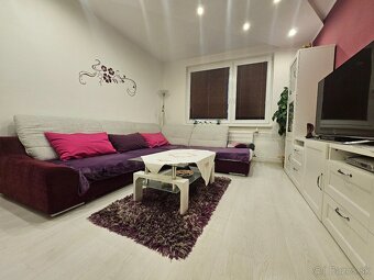 Ponúkam Vám na predaj 4 izbový byt v centre mesta Levice. - 3