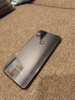 Telefón pre človeka čo chce telefonovať. - 3