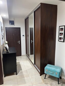 Na predaj komplet zariadený 3.iz byt Nitra Hôrka - 3