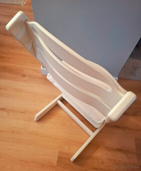 Biela rastúca stolička Jitro - 3