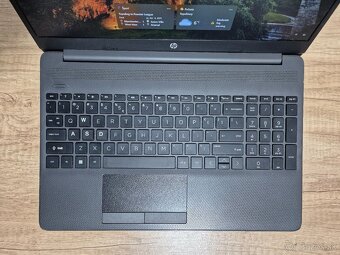 HP 250 G8 /Core i3-1115G4/12GB RAM/FHD/256GB SSD/Bat ok - 3