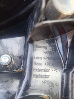 Zadné svetlo Suzuki S cross - 3