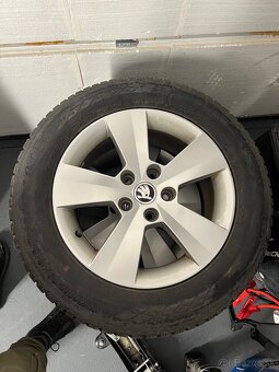 ZÁNOVNÉ ZIMNÉ 5x112 215/60 R16 - 3