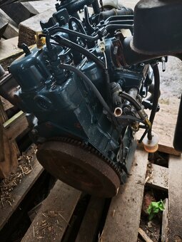 Motor Kubota D782 - 3