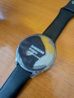 Predám Galaxy watch 4 44mm - 3