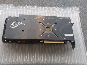 Graficka karta RADEON VEGA 64 8GB - 3