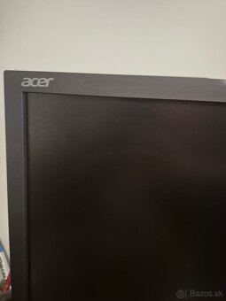 Acer Predator 27 palcov - 3