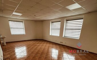 Prenájom kancelárií 36 m2 a 40 m2 v širšom centre Trnavy - 3