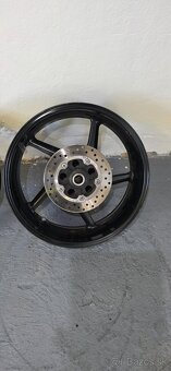 Yamaha R1 Kolesa - 3
