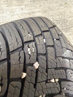 Predám zimné Barum Polaris 6 225/45 R18 - 3