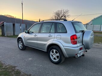 Toyota Rav 4 2.0 Special 4x4 - 3