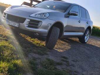 Porsche Cayenne - 3