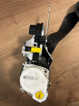 Bezpečnostný pás Volkswagen Golf VII-5G4857705 C RAA - 3