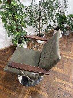 Kadernícke kreslo – 4ks -  pohodlné, po renovácii sedákov - 3