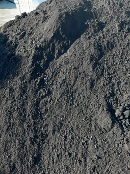 Záhradná Zemina Ornica Kompost Záhrady Makadam Strk - 3