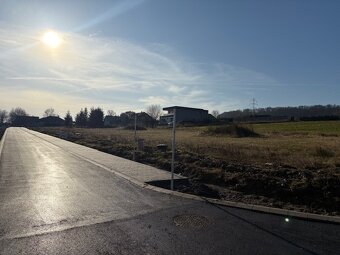 STAVEBNÝ POZEMOK 864m2, HRAŠOVÍK - 3