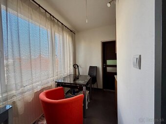 Trojizbový byt v centre mesta - 3