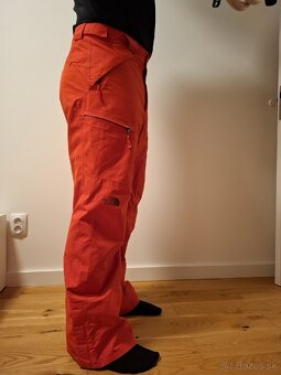 The North Face Goretex nohavice velkost M - 3
